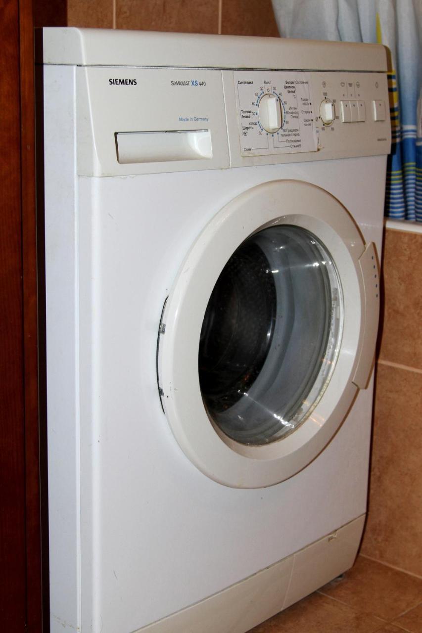 Apartment near metro Akademgorodok Kiev Exteriör bild